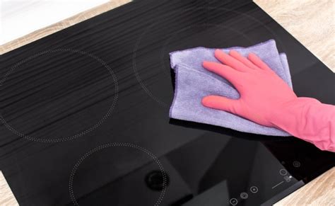 how do you clean a black stove top without streaks